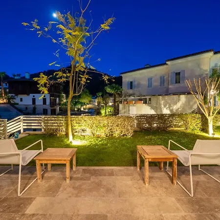 Portville Canal Side Villas 65 فيلة