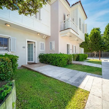 Portville Canal Side Villas 65 فيلة *